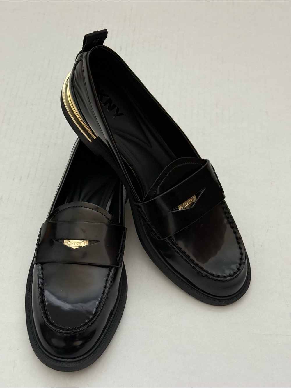 DKNY Black Patent Loafers with Gold Accent Size 10 - Picture 4 of 14